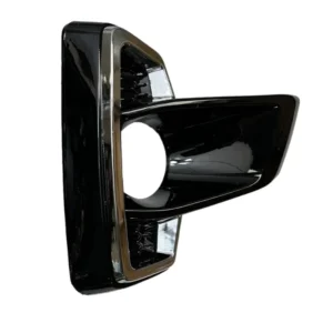 Fog Lamp Surround (FR) Toyota Hilux 18-20