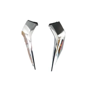 Grill Chrome Corner Garnish (Pair) Low Configuration Toyota Land Cruiser 18-